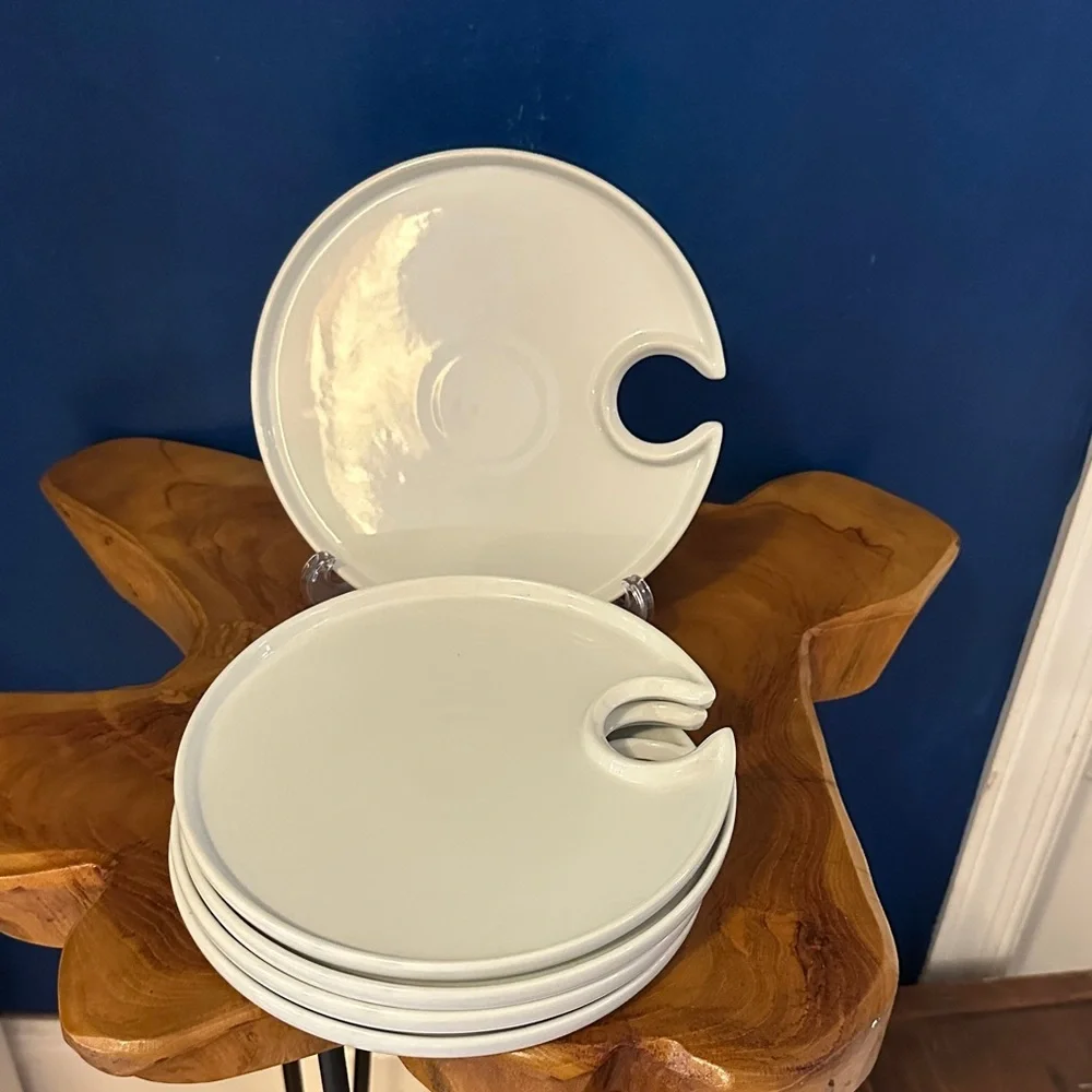 5 Pottery Barn Mingling Great White Porcelain Wine Holding Appetizer Plates
